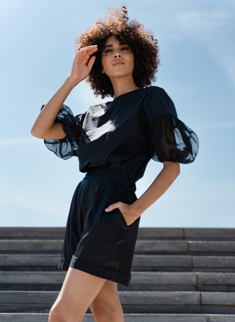 Blouses Helene Galwas | Gaby Short Sleeve Black Blouse