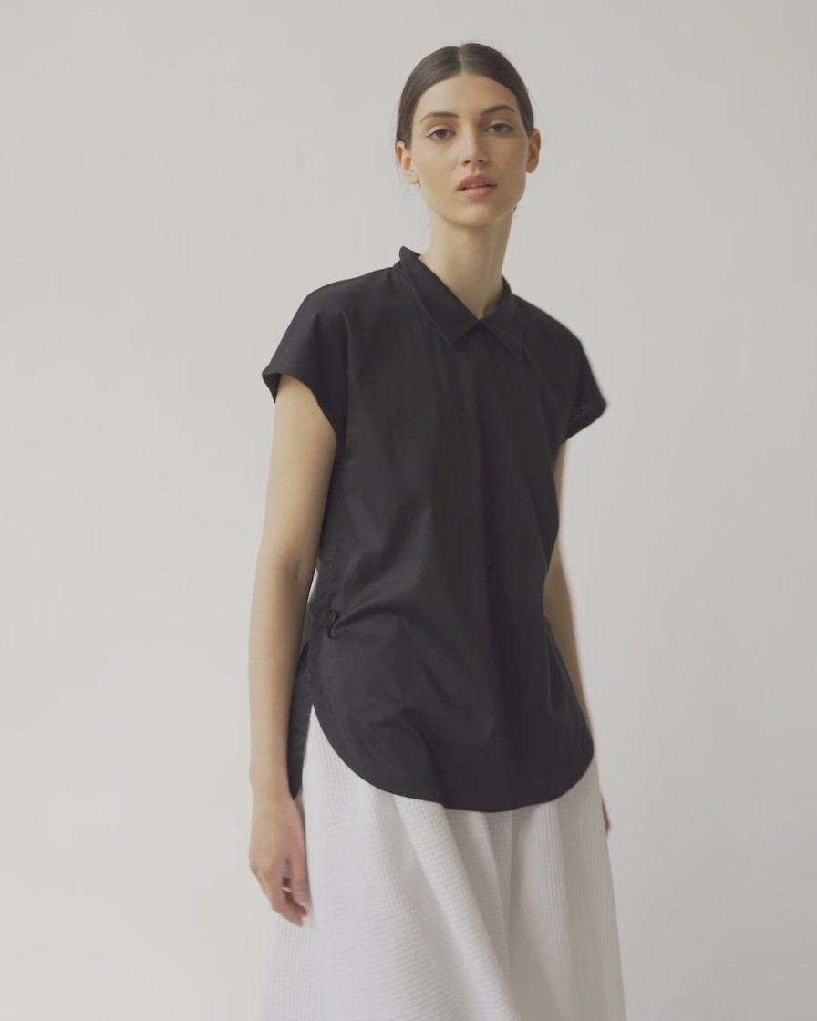 Blouses Helene Galwas | Gitta Sleeveless Black Blouse