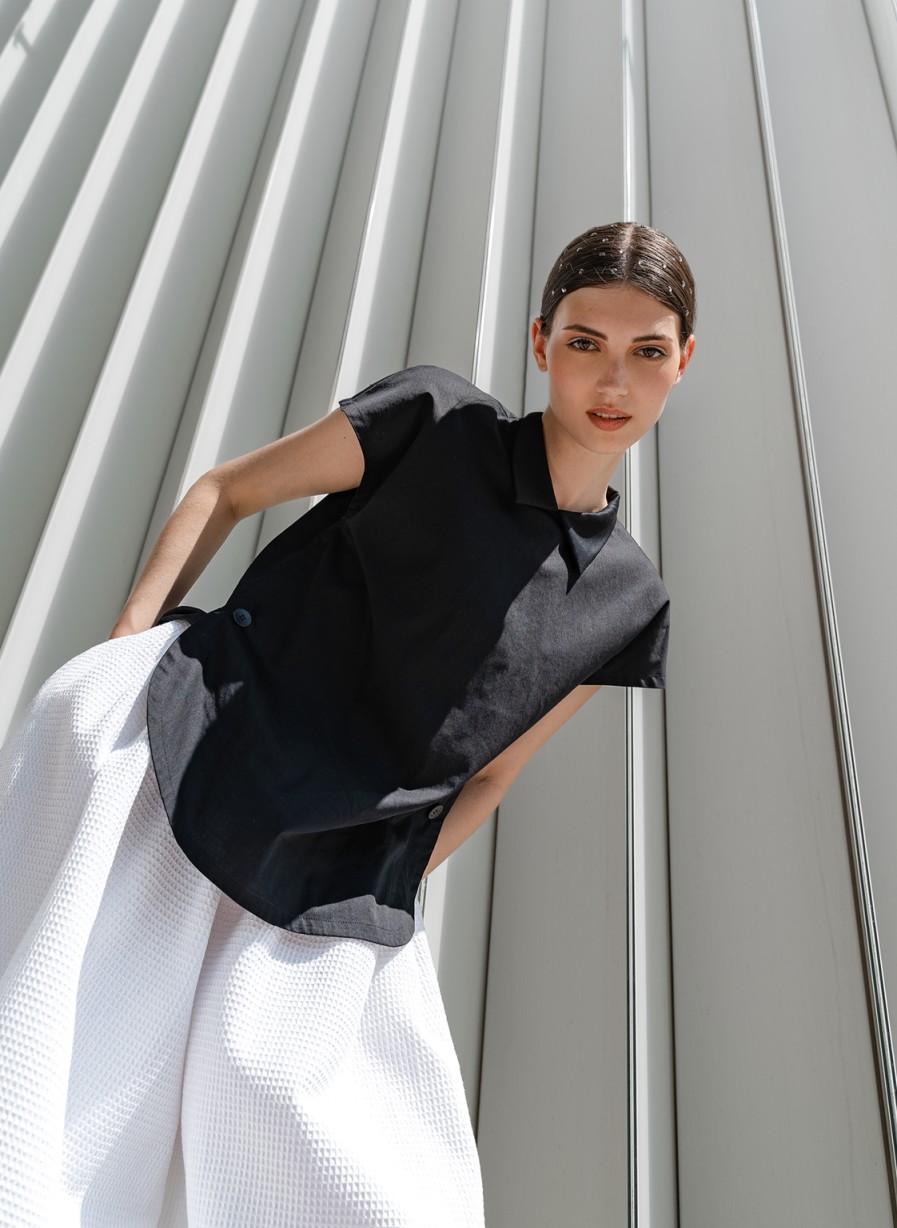 Blouses Helene Galwas | Gitta Sleeveless Black Blouse